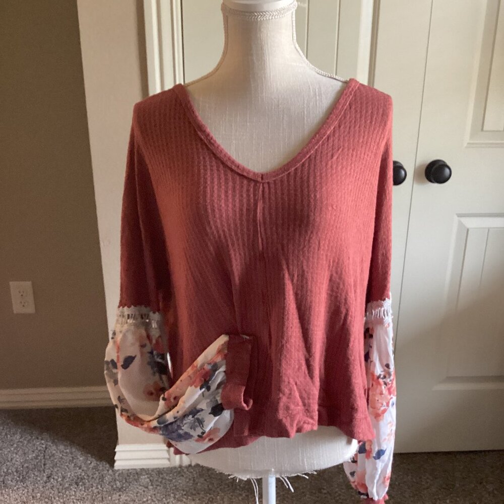 ✨ Three Bird Nest Waffle Knit Chiffon Sleeve Blouse - Size M ✨